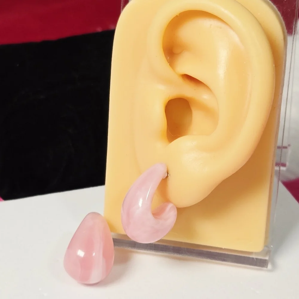 Blush Pink Marbled Teardrop Dome Earrings Glossy Chunky C-Hoop Retro Studs